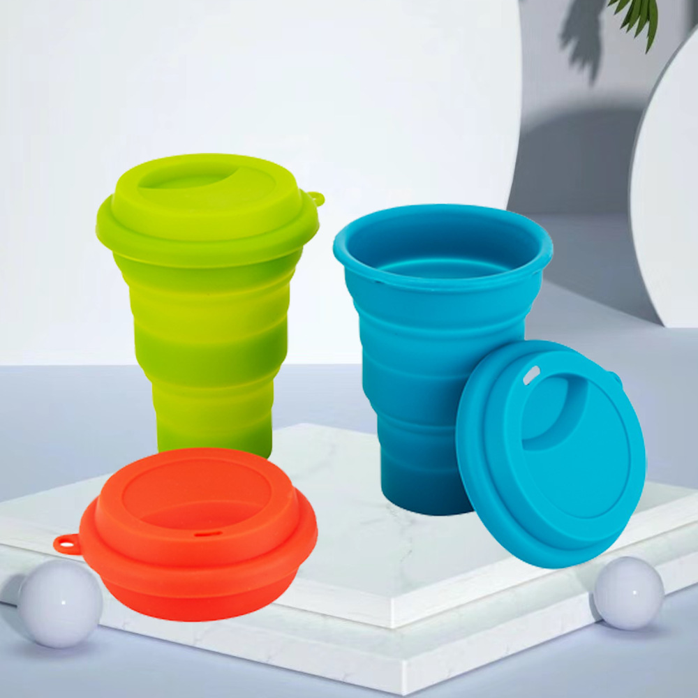 Creative portable silicone folding cup, outdoor gift, business silicone water cup, food-grade telescopic folding water bottle full figure
