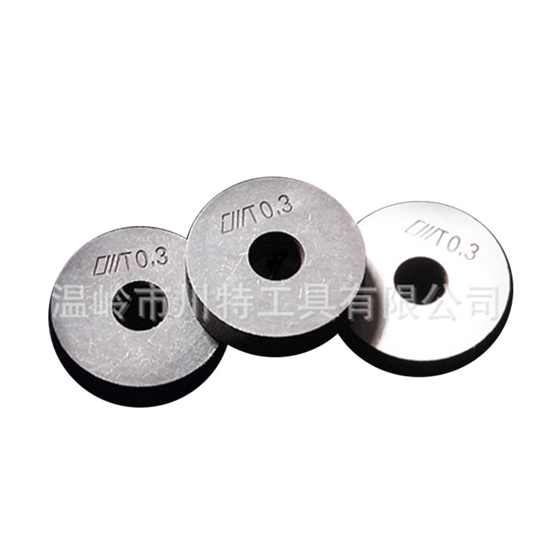 The spot manufacturer supplies multiple specifications of mesh knurled wheels, mesh wheels, crystal flower brand knurled wheels and rolling wheels ranging from 0.3 to 2.0 full figure