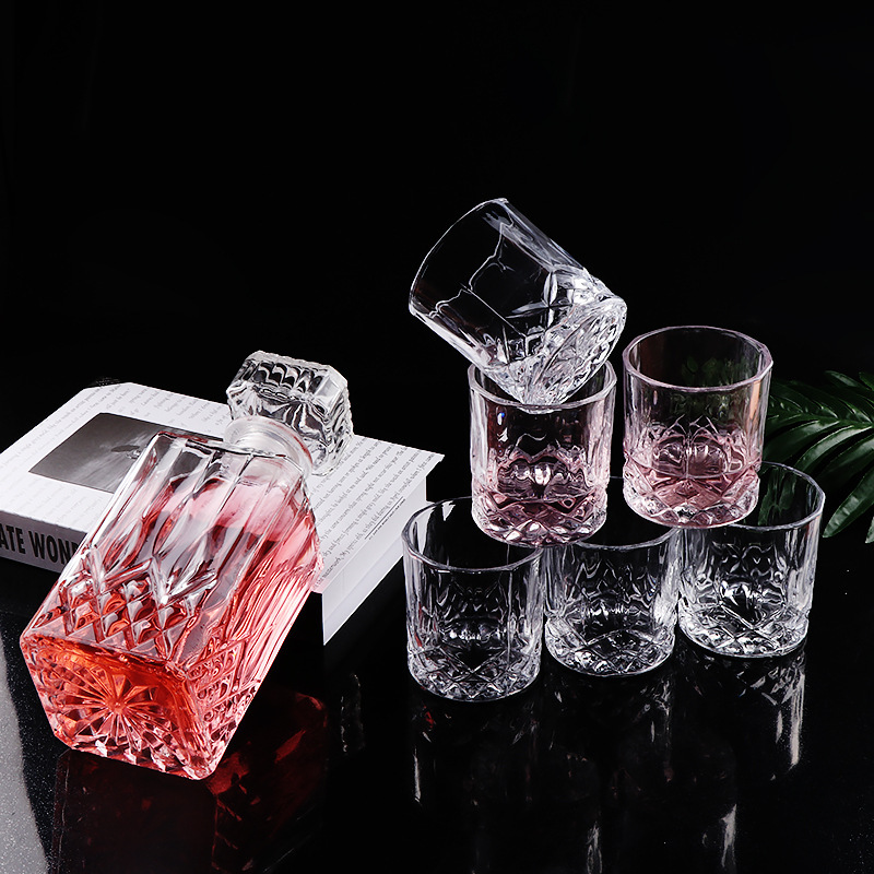 920ml thickened glass European-style bottom flower wine bottle for homemade wine, empty red wine bottle with 230ml home wine glass full figure