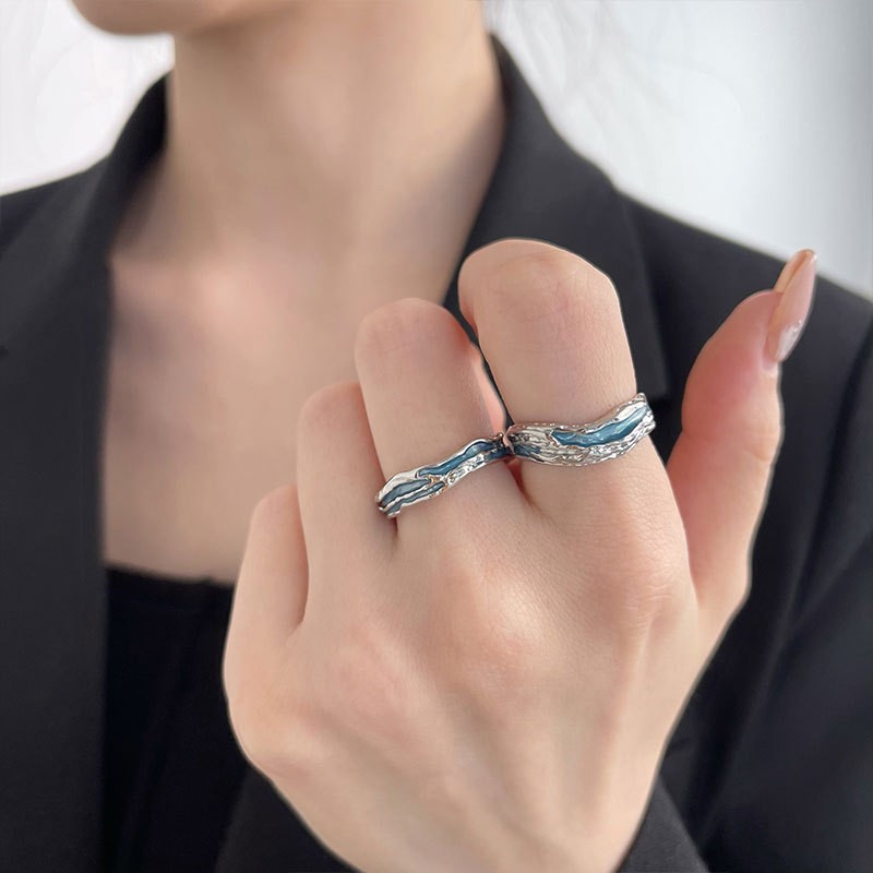 The 2022 new style of women's Instagram niche design, cold style, high-end adjustable opening index finger ring, original design Application Scenario