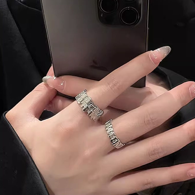 Irregular texture, cold style, niche design sense, open ring, women's fashion, individuality, food ring, Instagram trend, cool Application Scenario