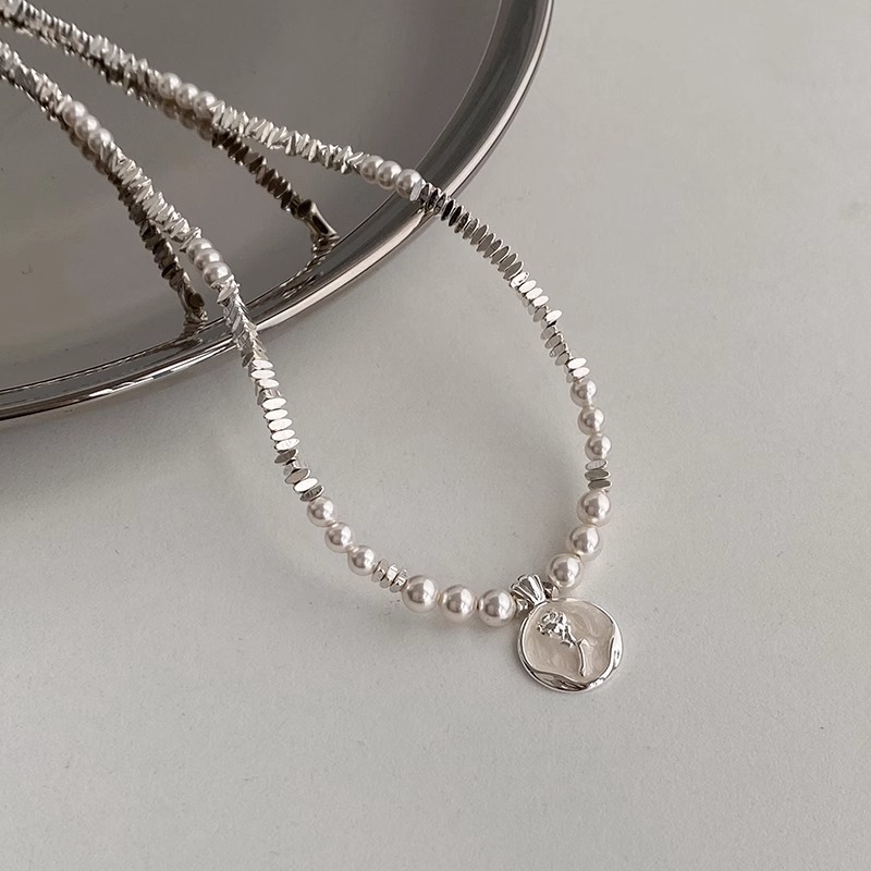 Irregular broken silver pearl necklace for women, 2025 new style, light luxury and niche, rose glaze drop collarbone chain details Picture