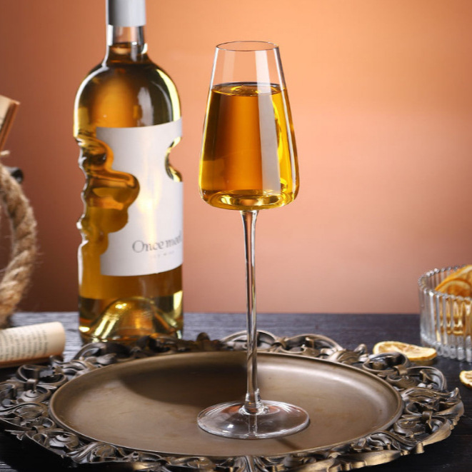 ins style large Burgundy concave bottom red wine glass, household crystal glass large belly high appearance level grape highball glass Specification drawing