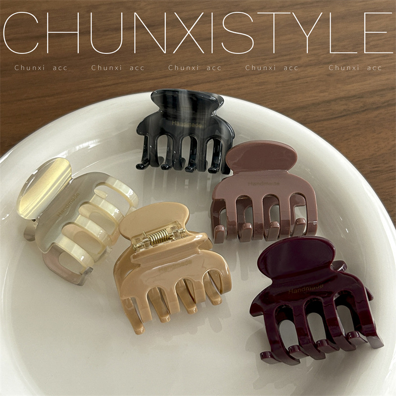 Fashionable and versatile, high ponytail at the back of the head, small scratch-clip hair accessory, simple hair clip, shark clip, hairpin clip headwear Specification drawing