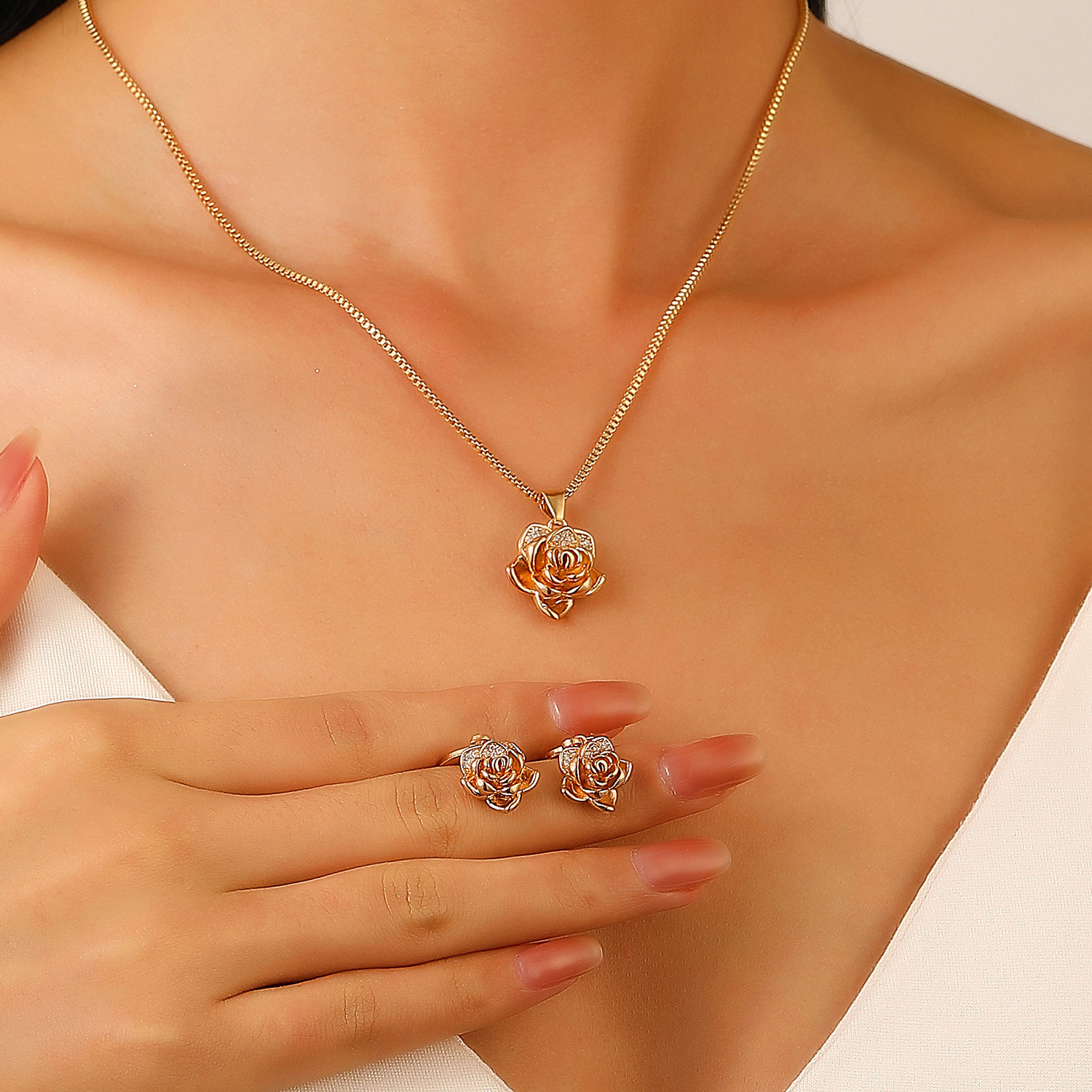 European and American ins rose earring necklace set for women, retro, fashionable, high-end and light luxury diamond-encrusted flower jewelry details Picture