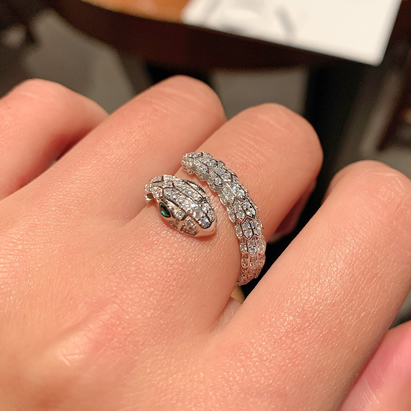 【 Diamond Spirit Snake 】 European and American fashion and personality snake-shaped ring, women's fashion exaggerated hip-hop punk index finger ring, cool and trendy full figure