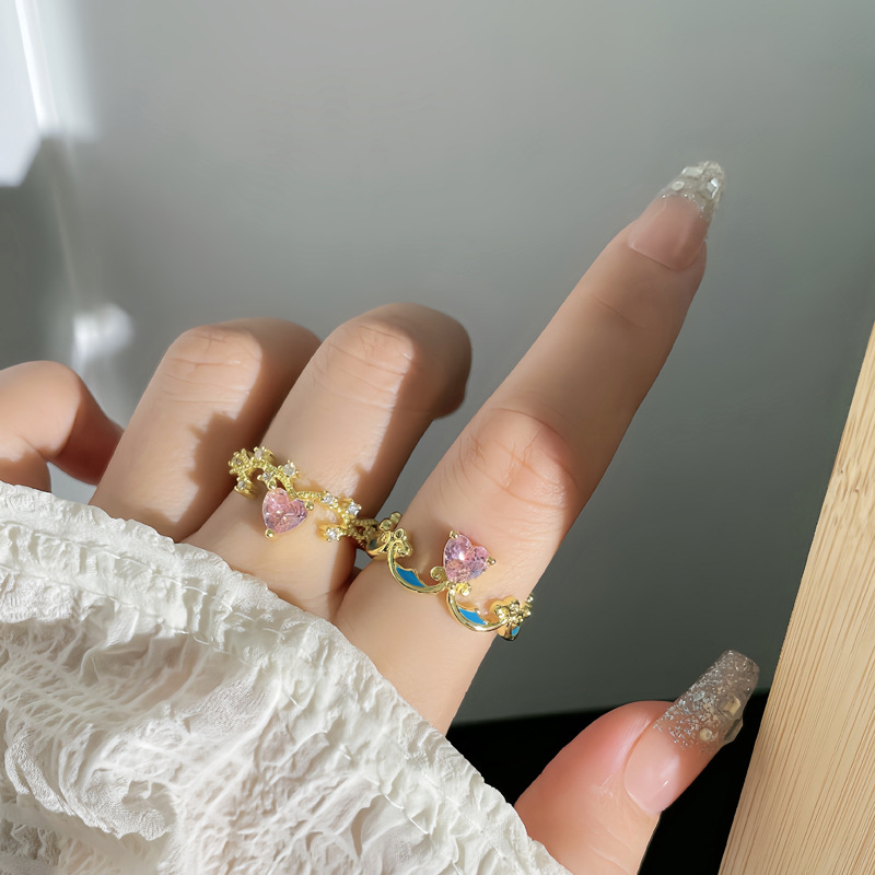French sweet and cool pink diamond heart-shaped fashionable open ring, women's Instagram cold style crown, simple and individual, versatile ring Application Scenario