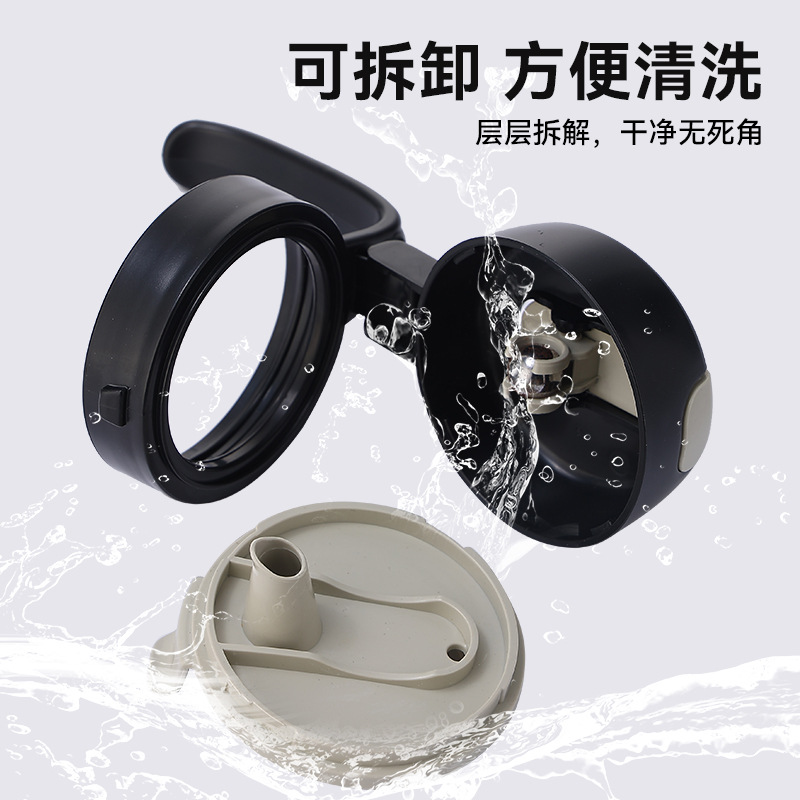 Non-leaking thickened glass oil bottle, kitchen and household oil spray bottle, oil can, soy sauce bottle, automatic opening and closing for seasoning Application Scenario
