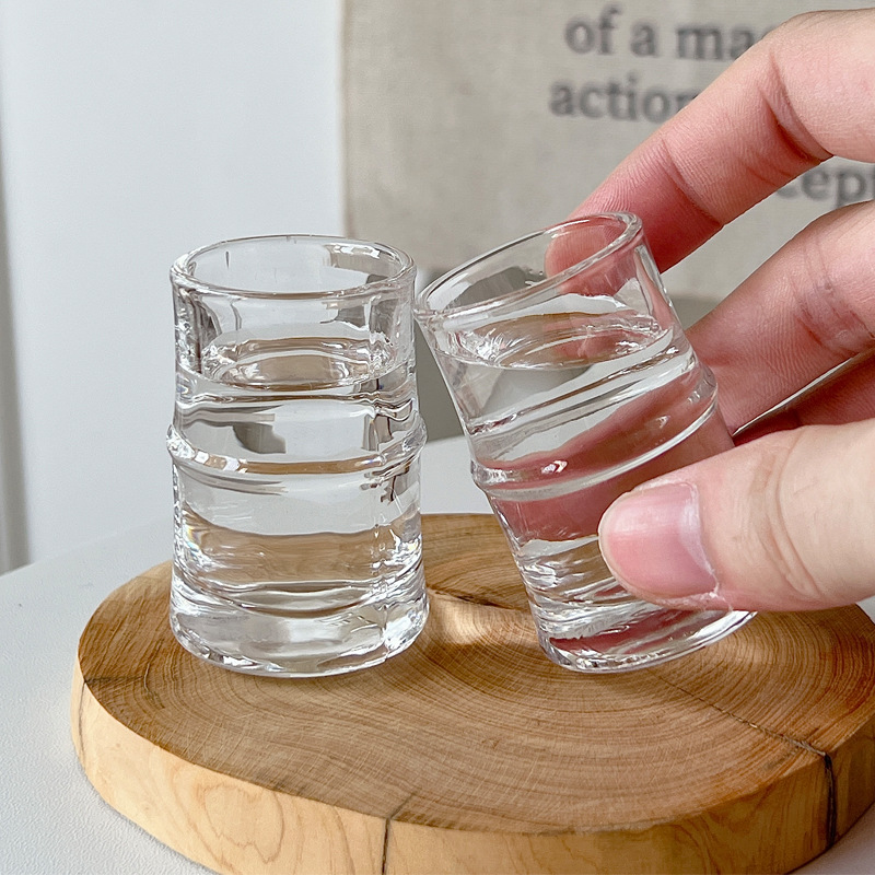 Bolimei Baijiu dispenser, spirits cup, bamboo joint glass cup, Baijiu cup, creative transparent bottle with handle Specification drawing