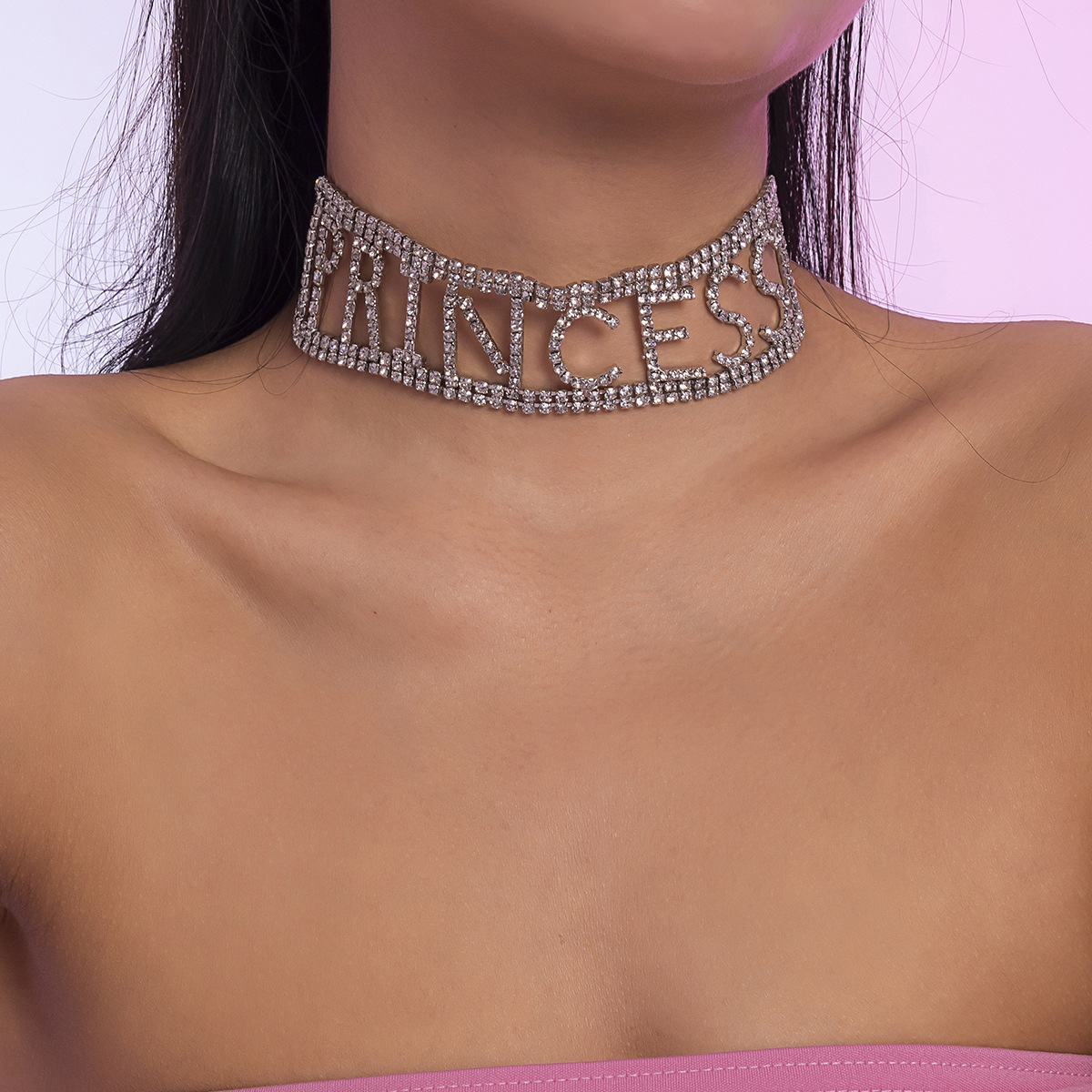 European and American hip-hop water diamond super dazzling style, letter sweet and cool collar necklace, exaggerated personality, metal claw chain, hot girl necklace full figure