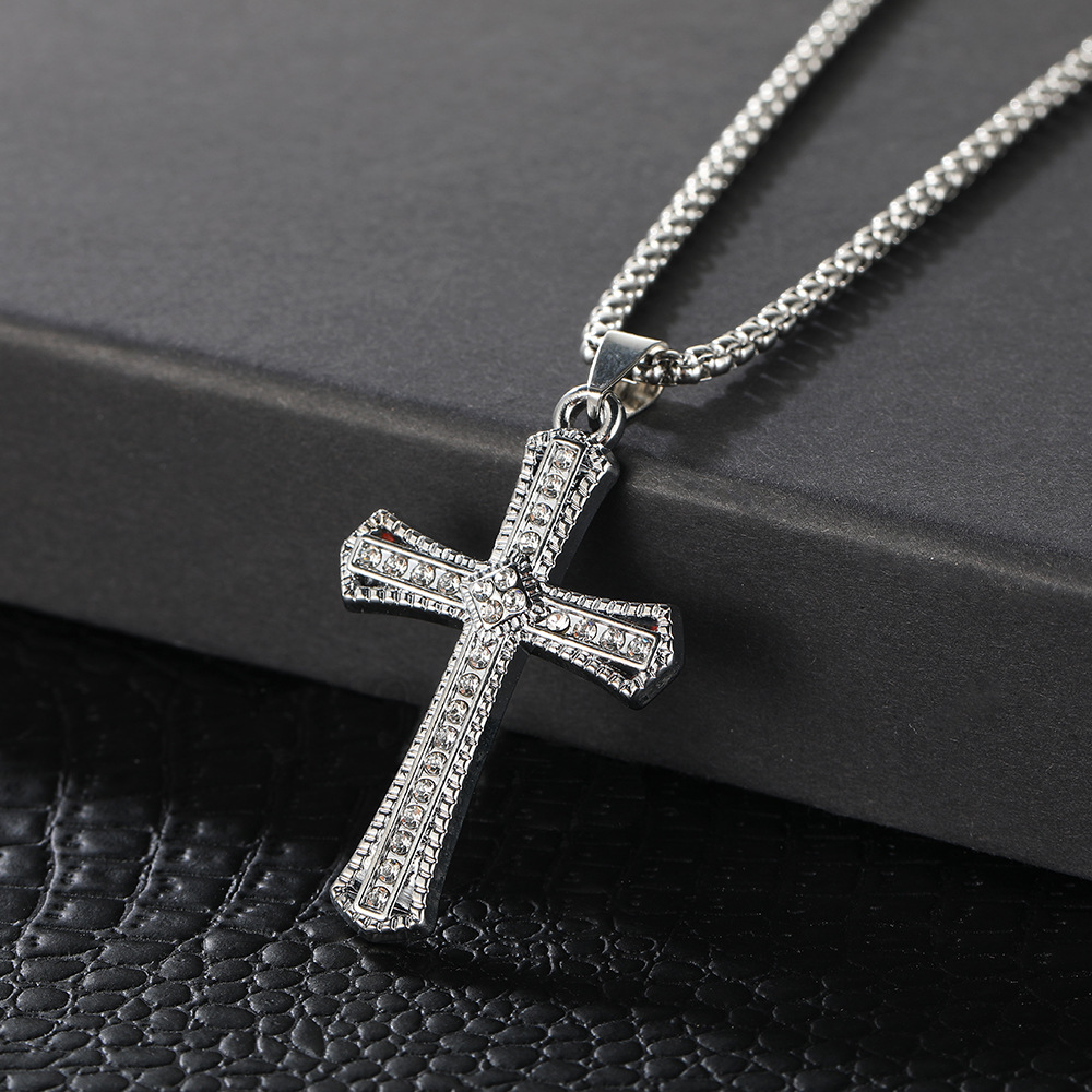 Wholesale of cross-border European and American personalized cross necklaces for men, hip-hop creative skull death pendants for men and women, and collarbone chains full figure