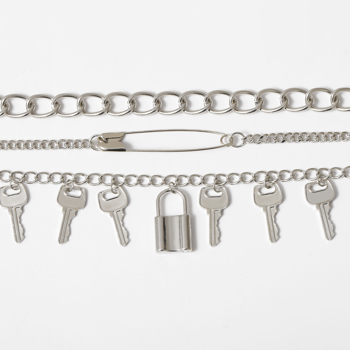 European and American cross-border jewelry creative pin lock-shaped element necklace, exaggerated multiple key thick chain necklace Application Scenario