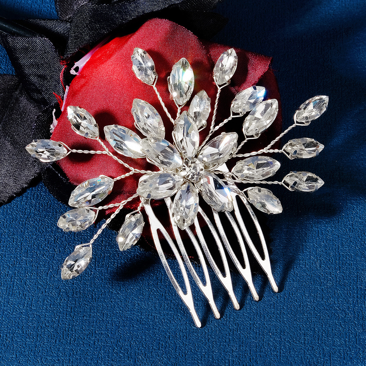 New Chinese-style bride's updo hair accessory, exquisite handcrafted side-inserted comb, light luxury horse's eye water diamond bangs, broken hair comb details Picture