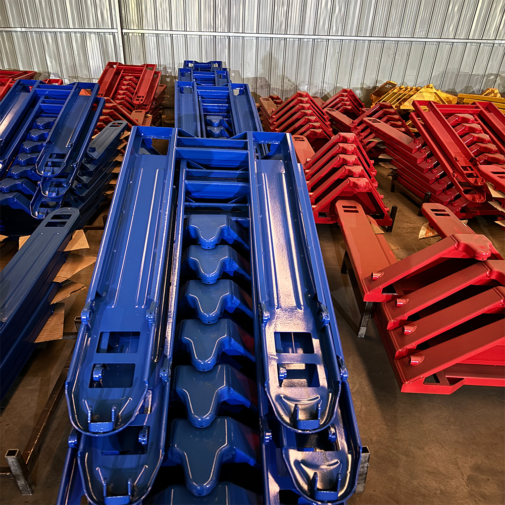 Factory direct sales of Gongyou Di Niu hydraulic parts, forklift frames, handling vehicle frames, Di Niu vehicle frames, manual forklift frames full figure