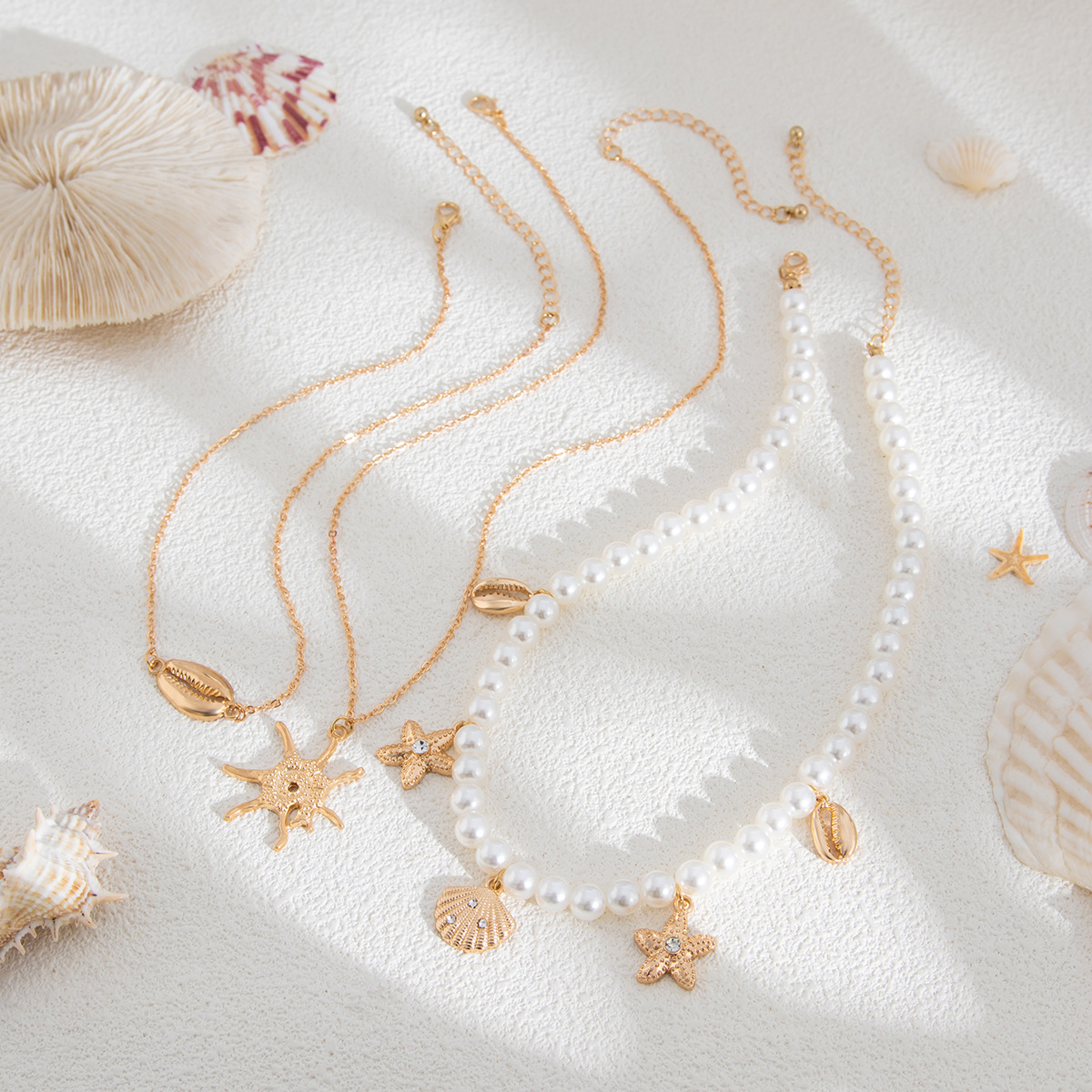 European and American cross-border jewelry Bohemian pearl string necklace starfish shell pendant necklace vacation Application Scenario