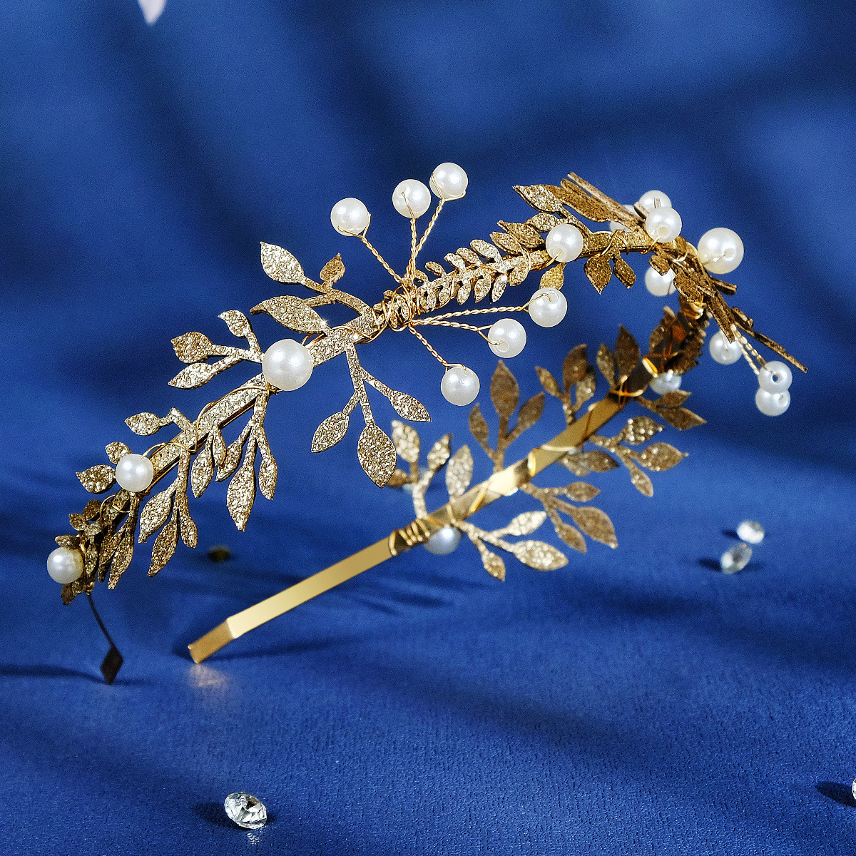 European and American party and dance accessories, fairy headbands, fabric, golden leaves, handcrafted hair bands, Xiuhe wedding dresses, pearl hair bands Specification drawing