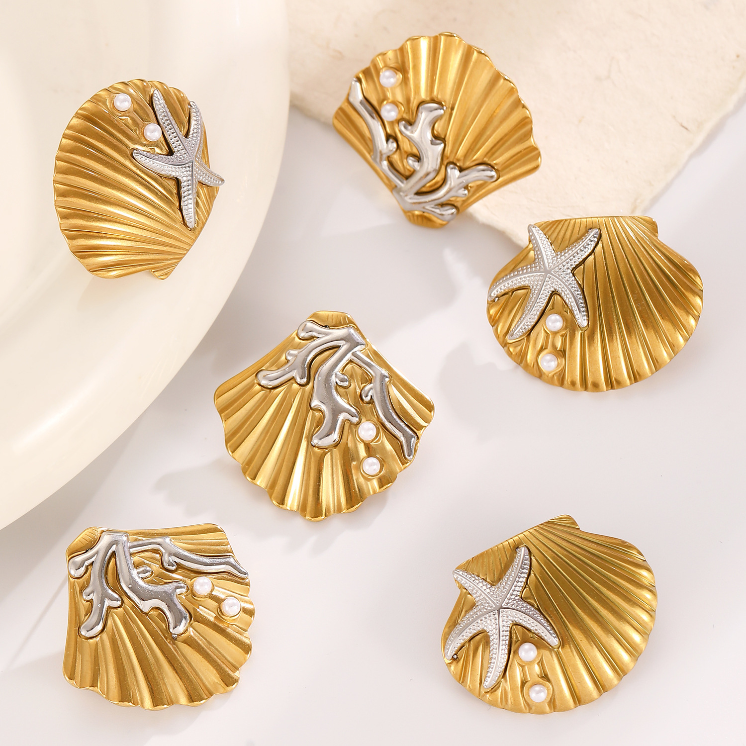 European and American cross-border color-matched stainless steel pearl shell ring stud set, high-end ocean-style earrings and jewelry Application Scenario