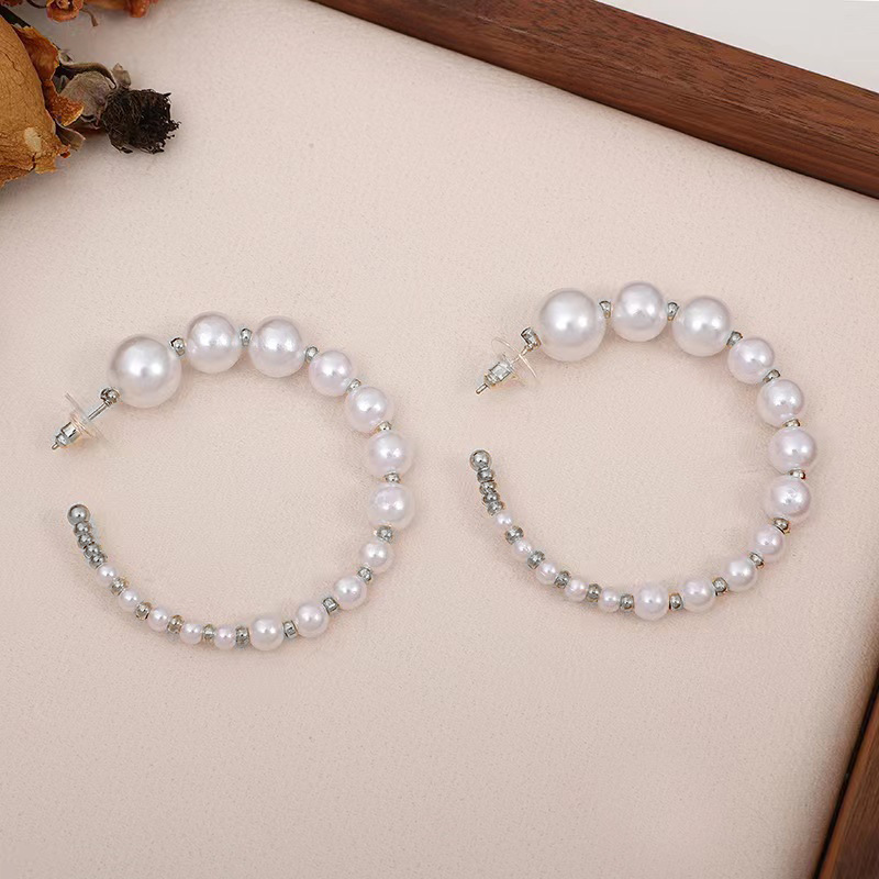 Light luxury, versatile, elegant pearl C-shaped ear rings and stud earrings, fashionable, niche, exaggerated design for women, high-end earrings and earrings Specification drawing