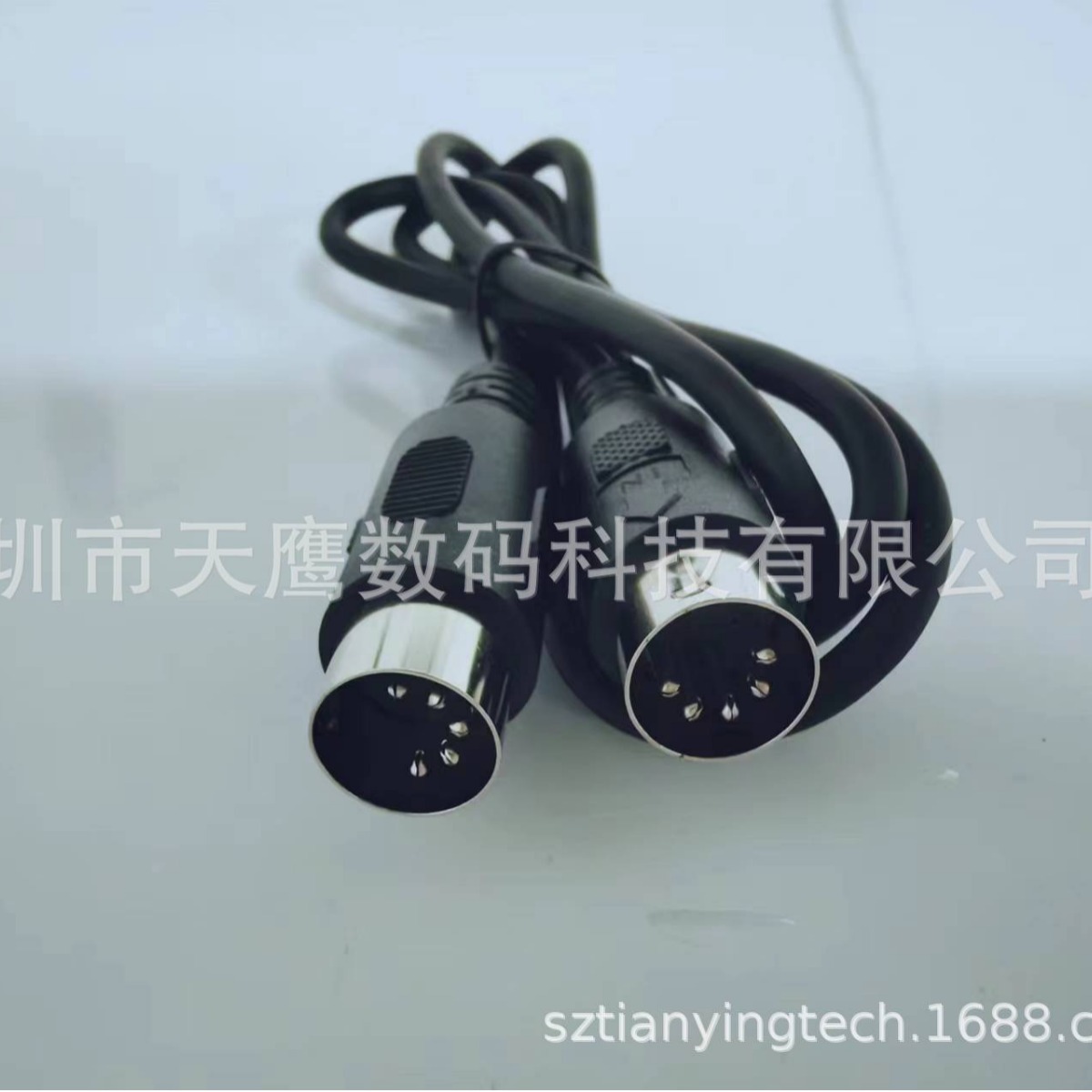 midi cable, double-headed five-pin MIDI connection cable, keyboard synthesizer, electronic drum, electronic organ, music editing cable Specification drawing