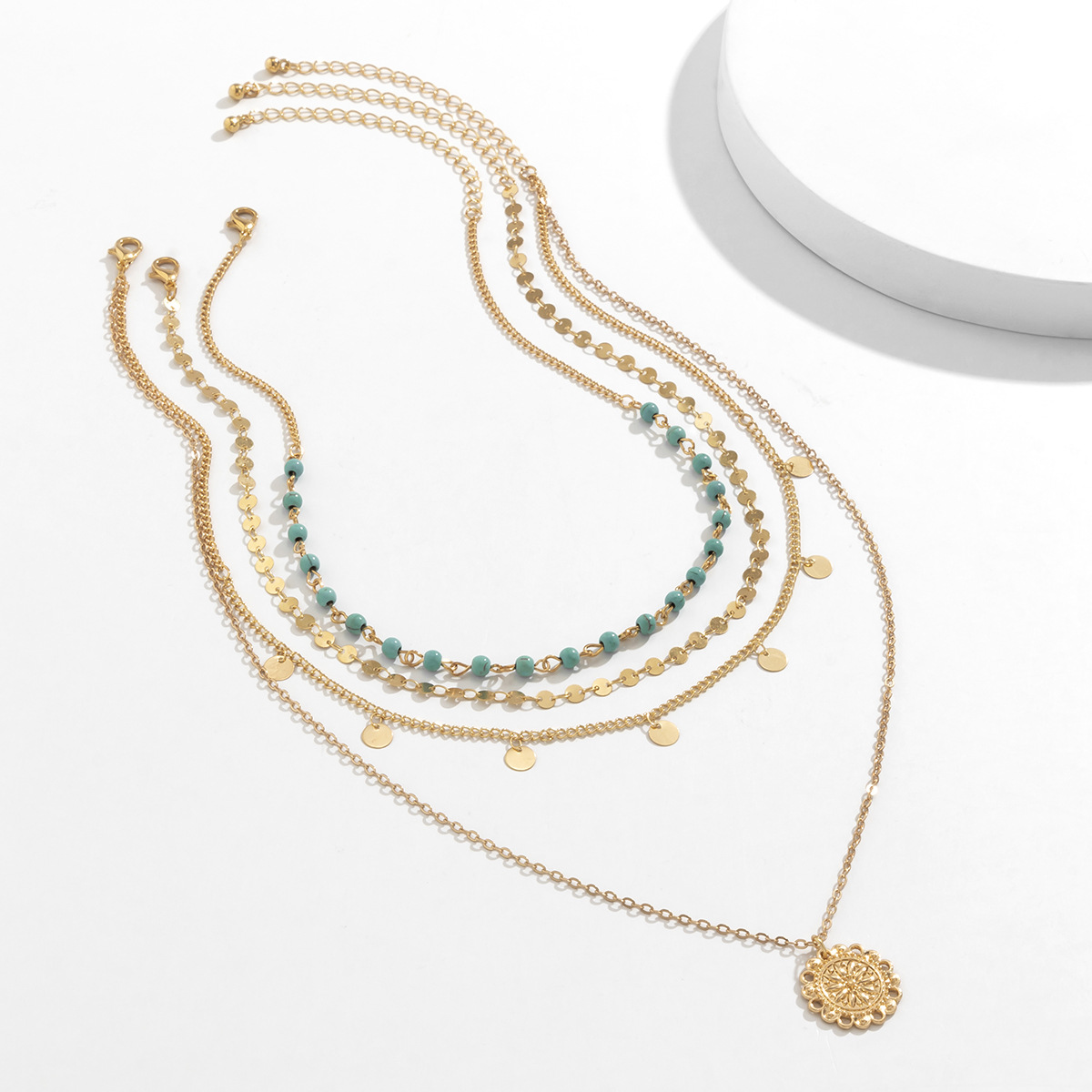 European and American cross-border simple fine chain turquoise beaded flower plate pendant necklace, women's retro style tassel sequin necklace details Picture