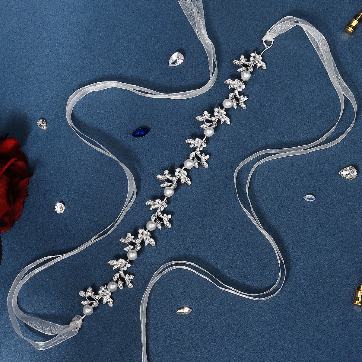 Wholesale of cross-border wedding headwear from Europe and America, including alloy leaf soft chain hair bands, handcrafted pearl hair bands, headbands and wedding accessories details Picture