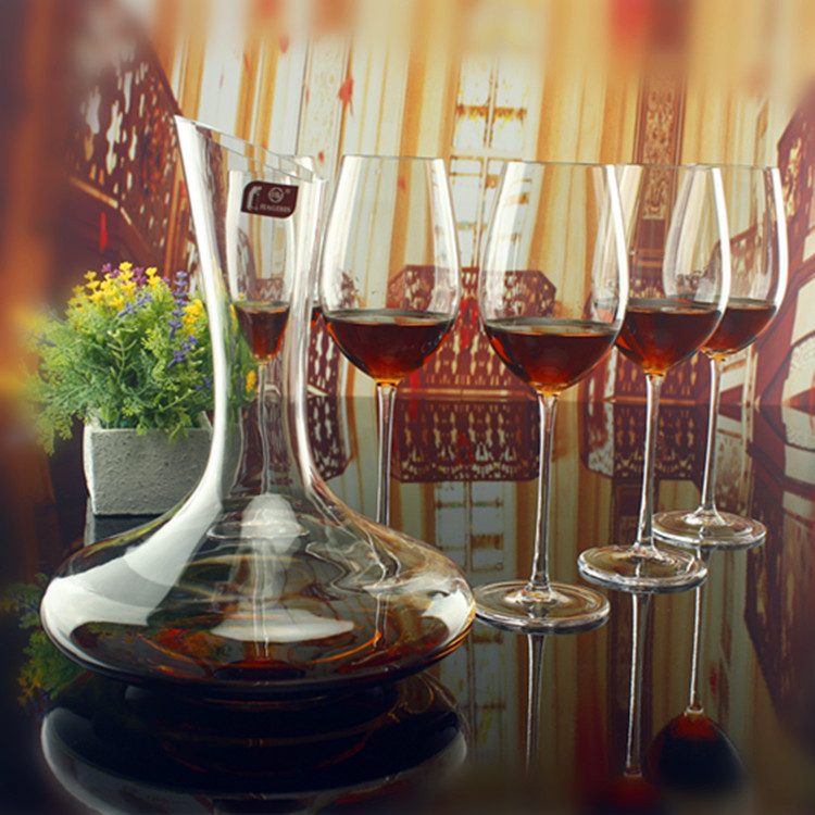 Lead-free crystal decanter, large-belted slanted decanter, cold-cut threaded wine decanter wholesale Specification drawing