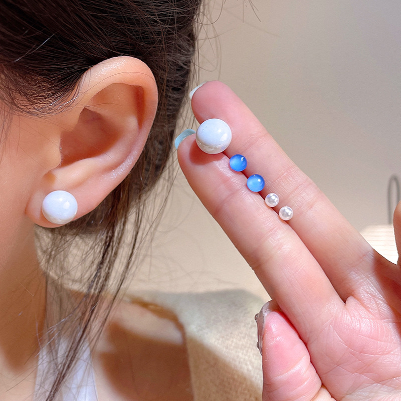 Six-piece round geometric pearl stud earrings for women, fashionable, small and elegant ear-nourishing set earrings, 2025 new style earrings details Picture