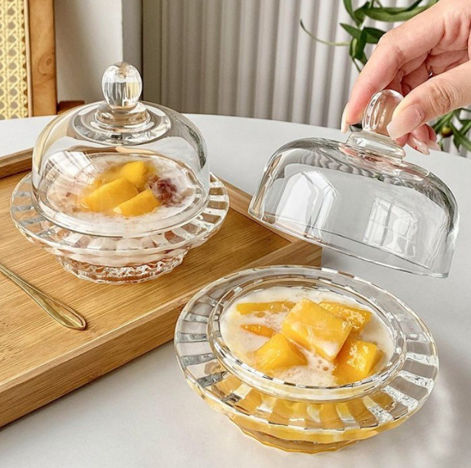 Glass dessert bowl, transparent tasting cup, covered fruit and bird's nest bowl, creative sugar water bowl, silver ear porridge bowl, exquisite soup cup full figure