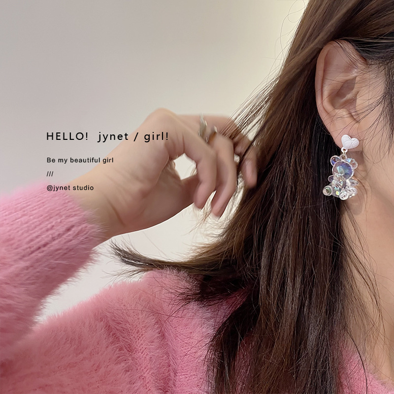 Summer ice-transparent bear earrings, 2025 new trendy, cute and versatile stud earrings for women, simple ins acrylic earrings full figure