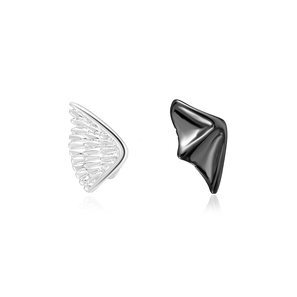 Niche design angel and devil stud earrings, ins style cross-border creative small earrings, couple earrings, Halloween Item Picture