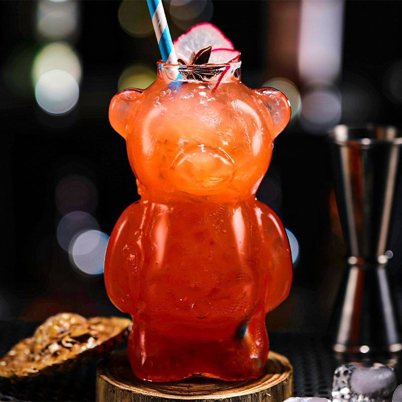 New internet-famous bear cocktail cup, creative molecular food bar wine glass, juice glass, personalized glass cup Specification drawing