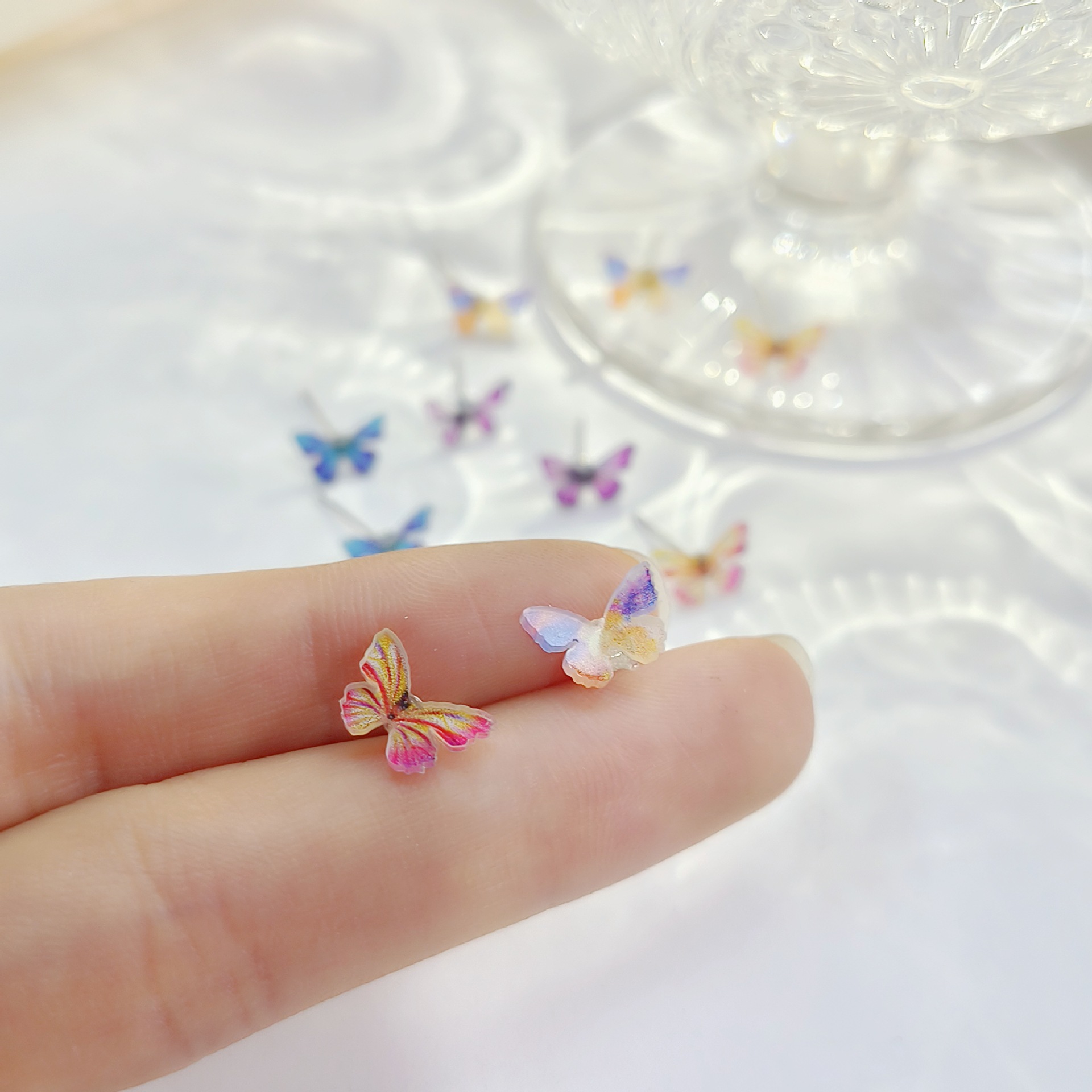 Butterflies fluttering ~ Spring and Summer new arrivals with great ear studs, trendy, sweet, versatile and niche design earrings for women Specification drawing