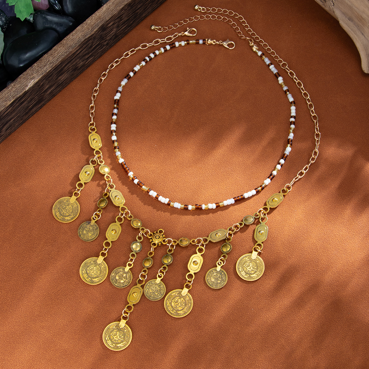 European and American cross-border jewelry, Bohemian ancient-style coin pendant necklace, exotic style rice bead beaded necklace for women Application Scenario