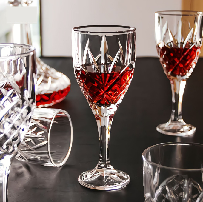 KING embossed glass highball wine glass with engraved patterns, thick and durable wine glass, high-end household multi-purpose glass full figure