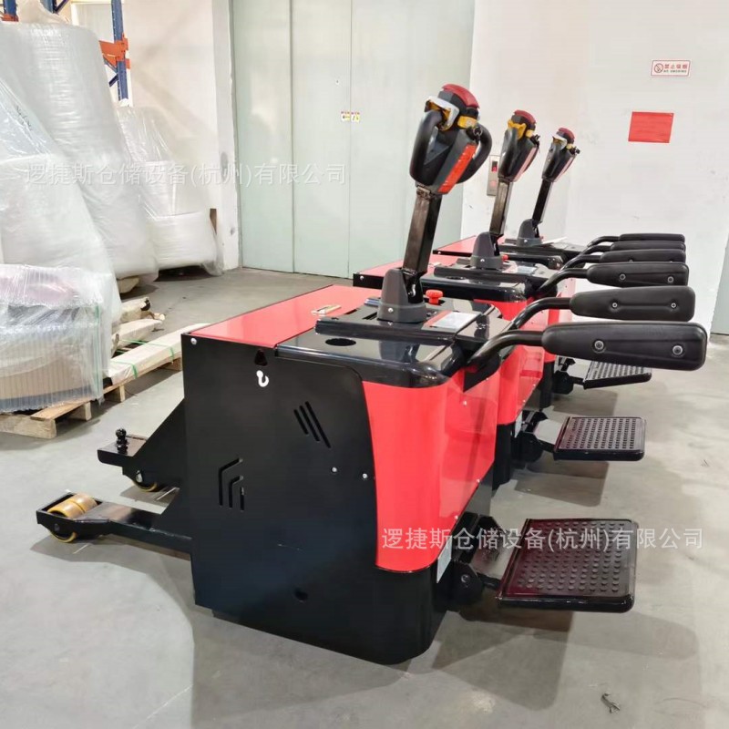 3-ton electric tractor, factory trailer head, airport handling vehicle, factory cargo towing, A-frame rear station trailer head Specification drawing