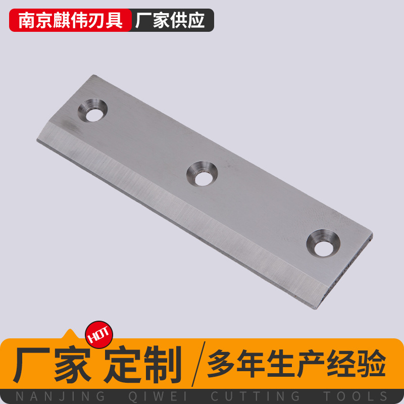 The material of the roller knife of the three-dimensional dicing machine is selected as durable and not easy to wear out. It is a fruit and vegetable dicing machine for restaurants and hotels Application Scenario