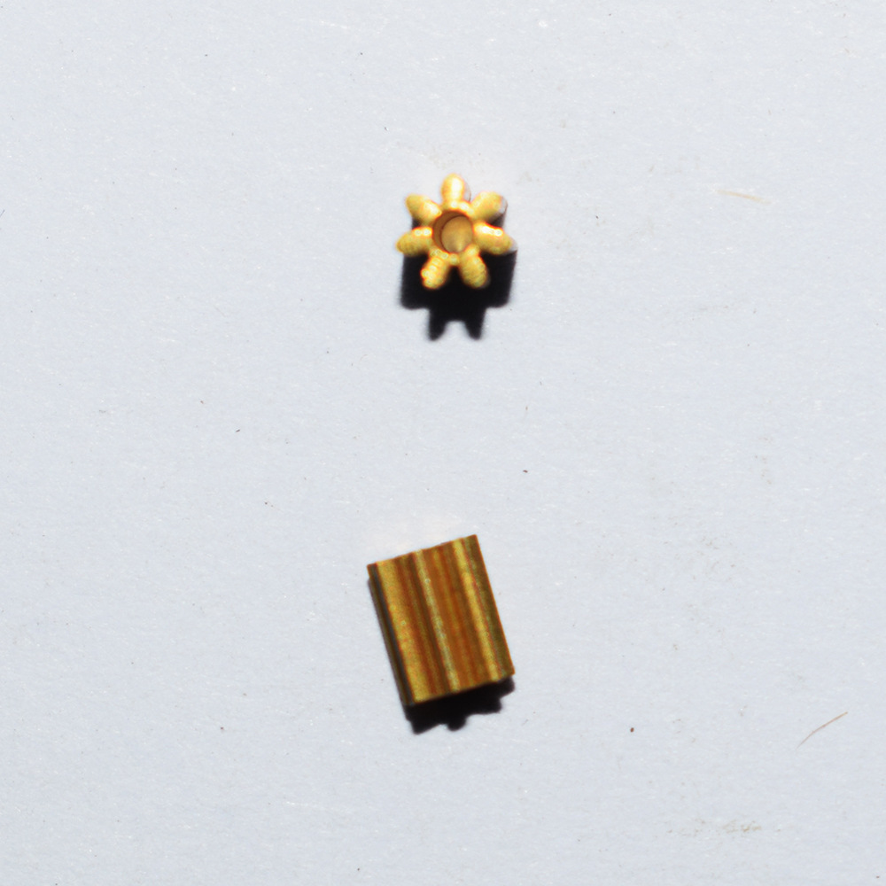 0.3-module 7-tooth copper gear hole 1mm toy accessory 7-1A mini gear set of 10 pieces details Picture