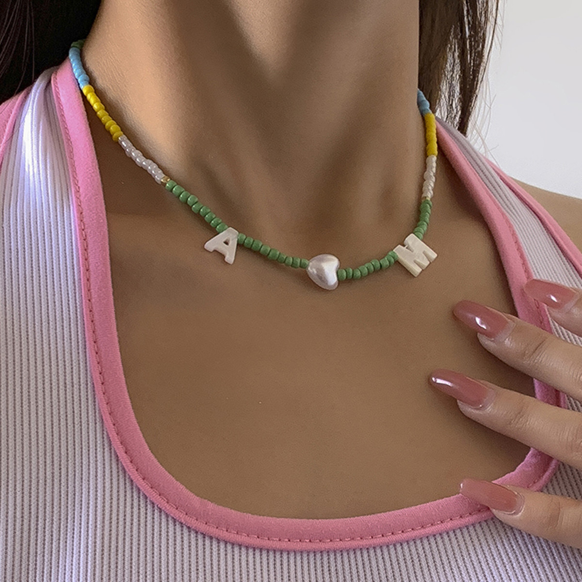 European and American cross-border hand-woven rice bead letter necklace, women's retro ethnic style pearl shell beaded necklace details Picture