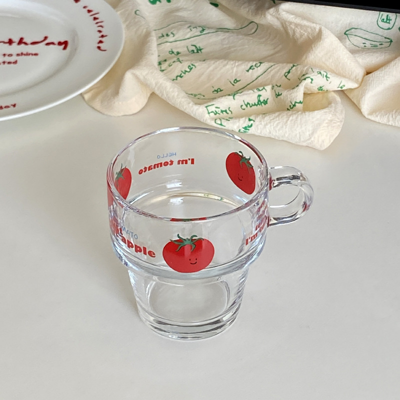 A niche retro tomato glass cup with a simple and Chinese-style Instagram cute apple coffee cup as a couple's gift Application Scenario