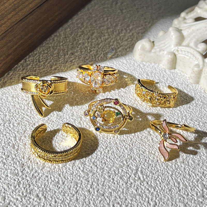 The new Chinese-style magpie style open ring, retro flower planet color diamond, exquisite and high-end, a niche ring Application Scenario