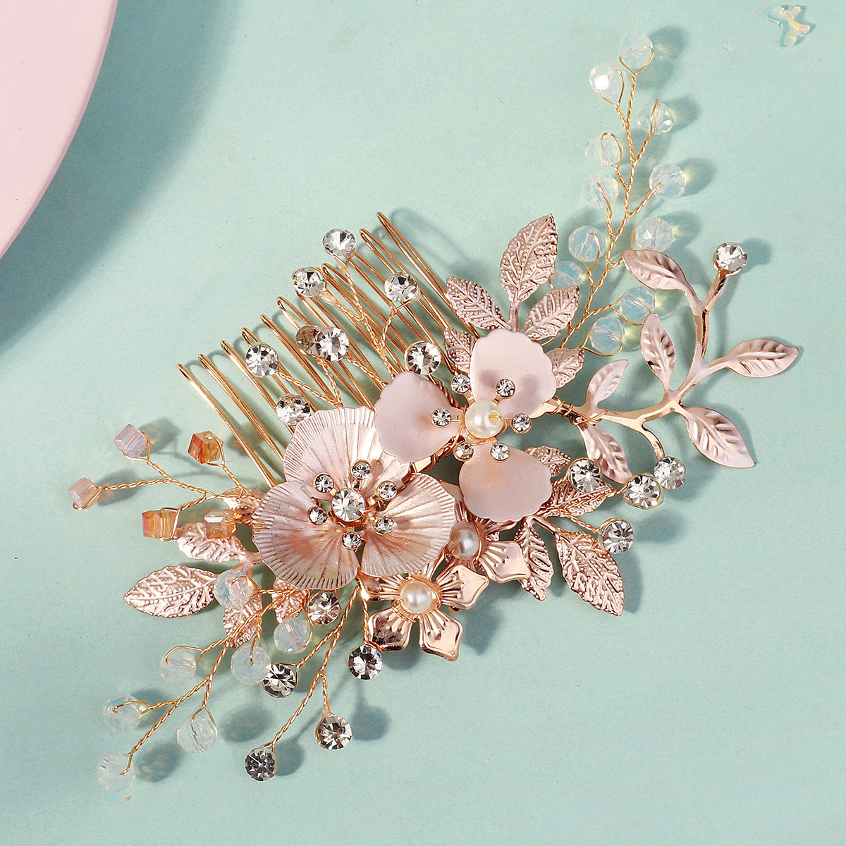 Retro golden floral leaf diamond-encrusted comb, heavy crystal beaded hair comb, wedding accessories, European and American bride braided headwear Specification drawing