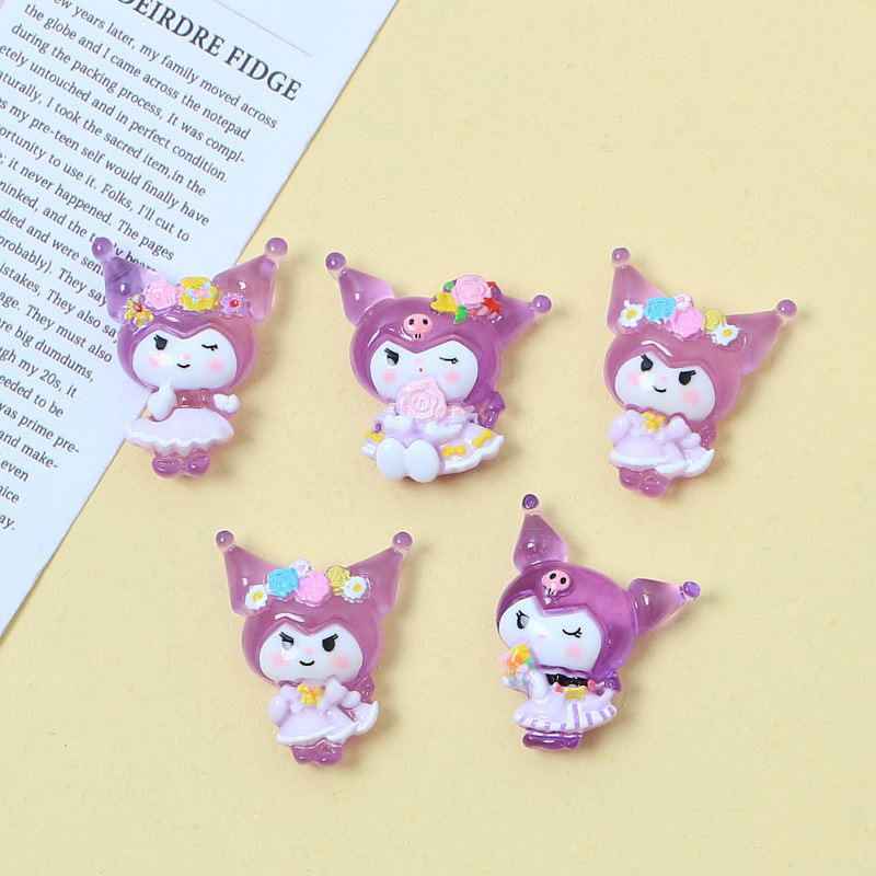 New resin accessories, luminous cartoon cream glue accessories, diy crocs, hair accessory materials, hair clips and ornaments details Picture