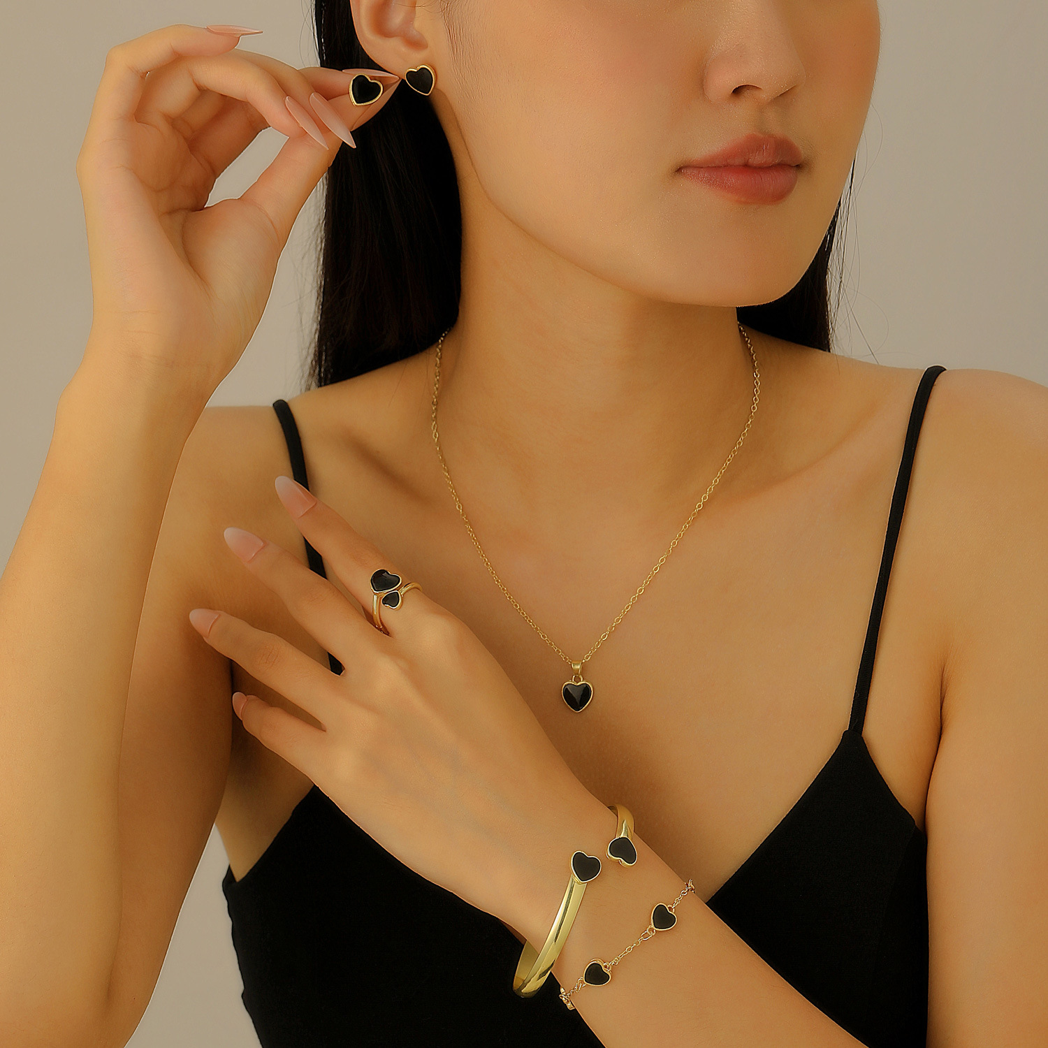 Cross-border best-selling heart-shaped jewelry set: Women's simple oil-drip heart necklace, stud earrings, ring, bracelet, 5-piece set full figure
