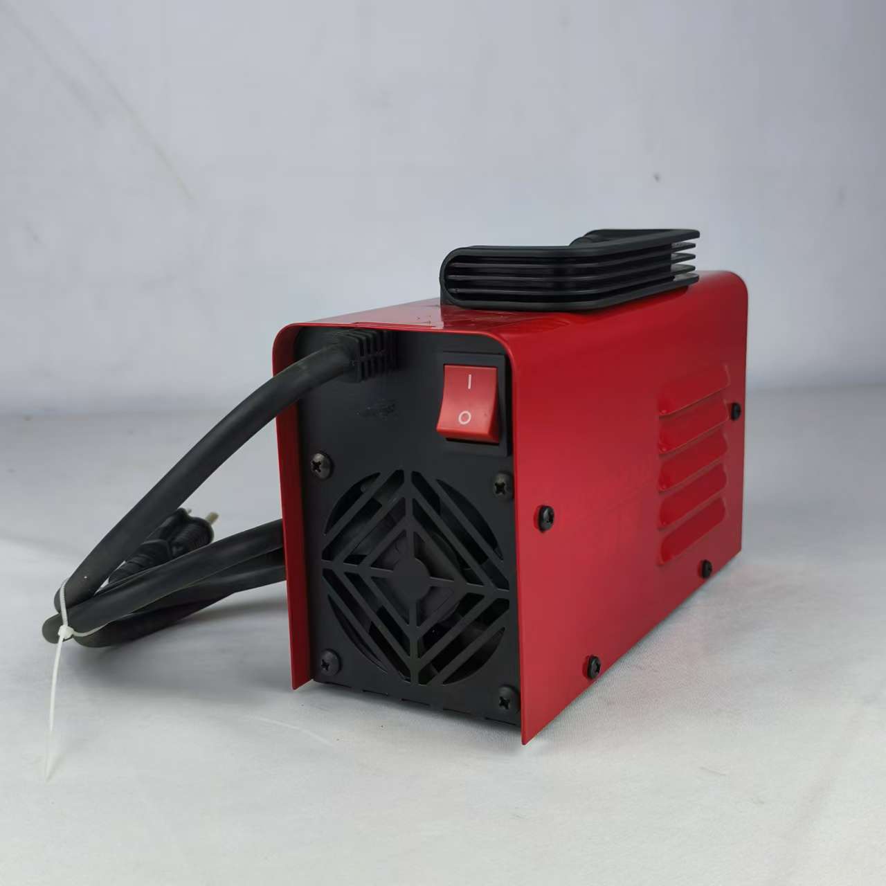 Cross-border US-standard electric welding machine MMA250, household small 220V manual welding ZX7 spot welding machine handle welding set Application Scenario