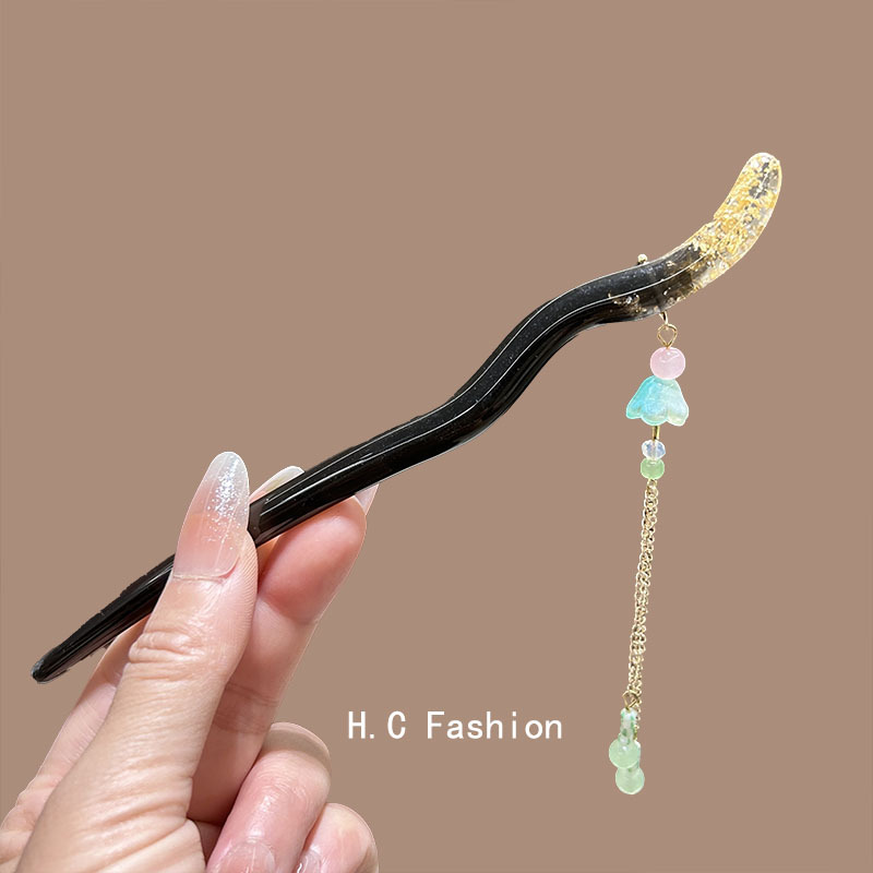 New Hanfu hair accessories, flower-patterned tassel, Chinese-style updo hairpin, women's ancient-style hairpin, retro headwear at the back of the head Application Scenario