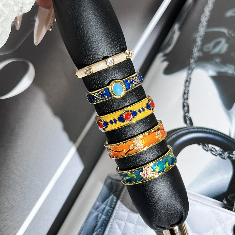 A charming and elegant imperial style, ten miles of peach blossoms enamel drop glaze open ring, a niche ancient style sweet and cool index finger ring Specification drawing