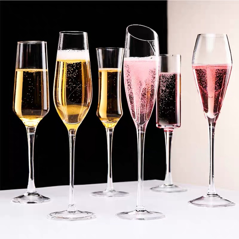 High-end glass high-footed champagne glasses, sparkling wine glasses, tulip glasses, sweet wine glasses, home wedding creativity Application Scenario