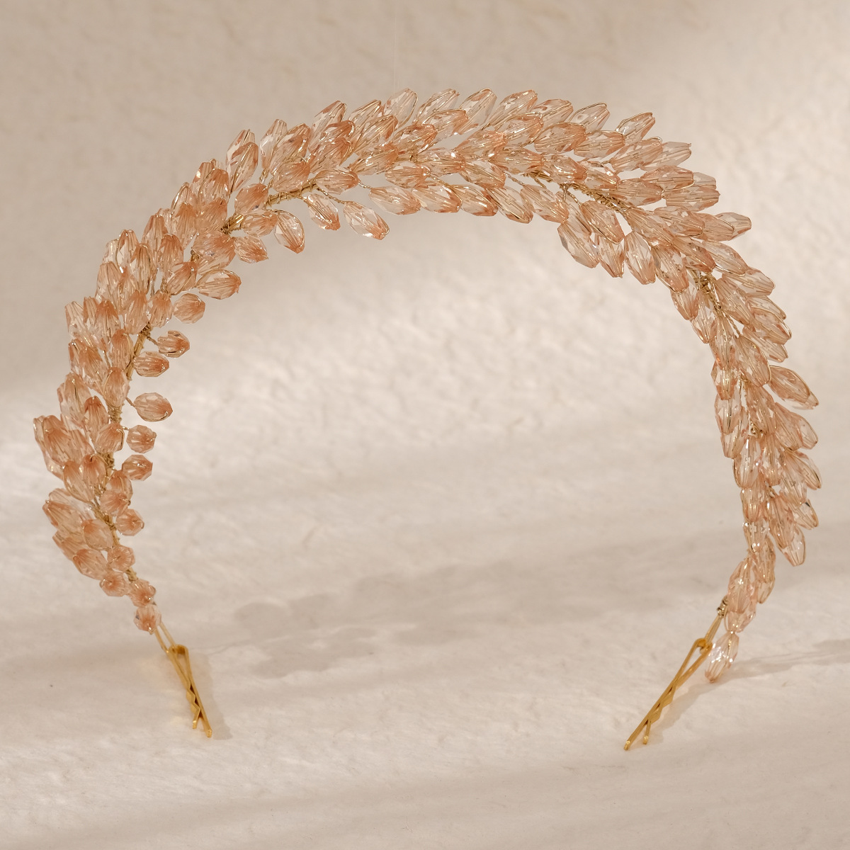 European and American wedding crystal headwear, bride headbands, banquet and party wedding dress accessories, heavy beaded bride ornaments, headbands Specification drawing