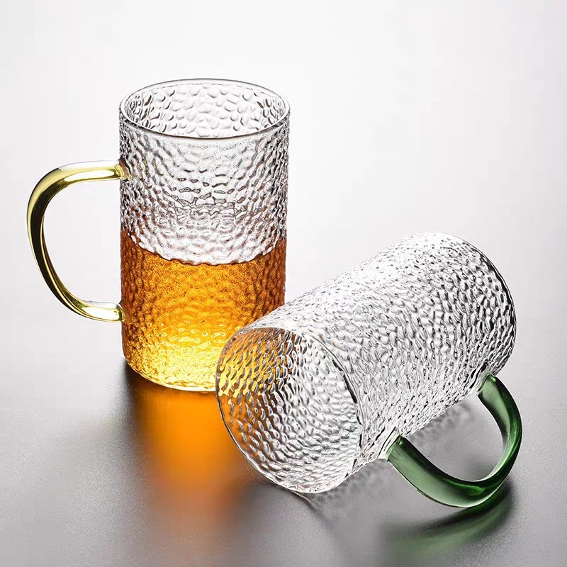 High borosilicate glass office cup with hammer pattern handle, transparent Nordic glass cup, office handcrafted large-capacity tea cup details Picture