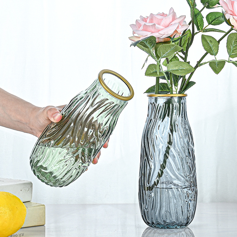 Factory wholesale gift glass vases, home ornaments, decorative vases, dried flowers, flower arrangements, simulated vases, European-style vases details Picture